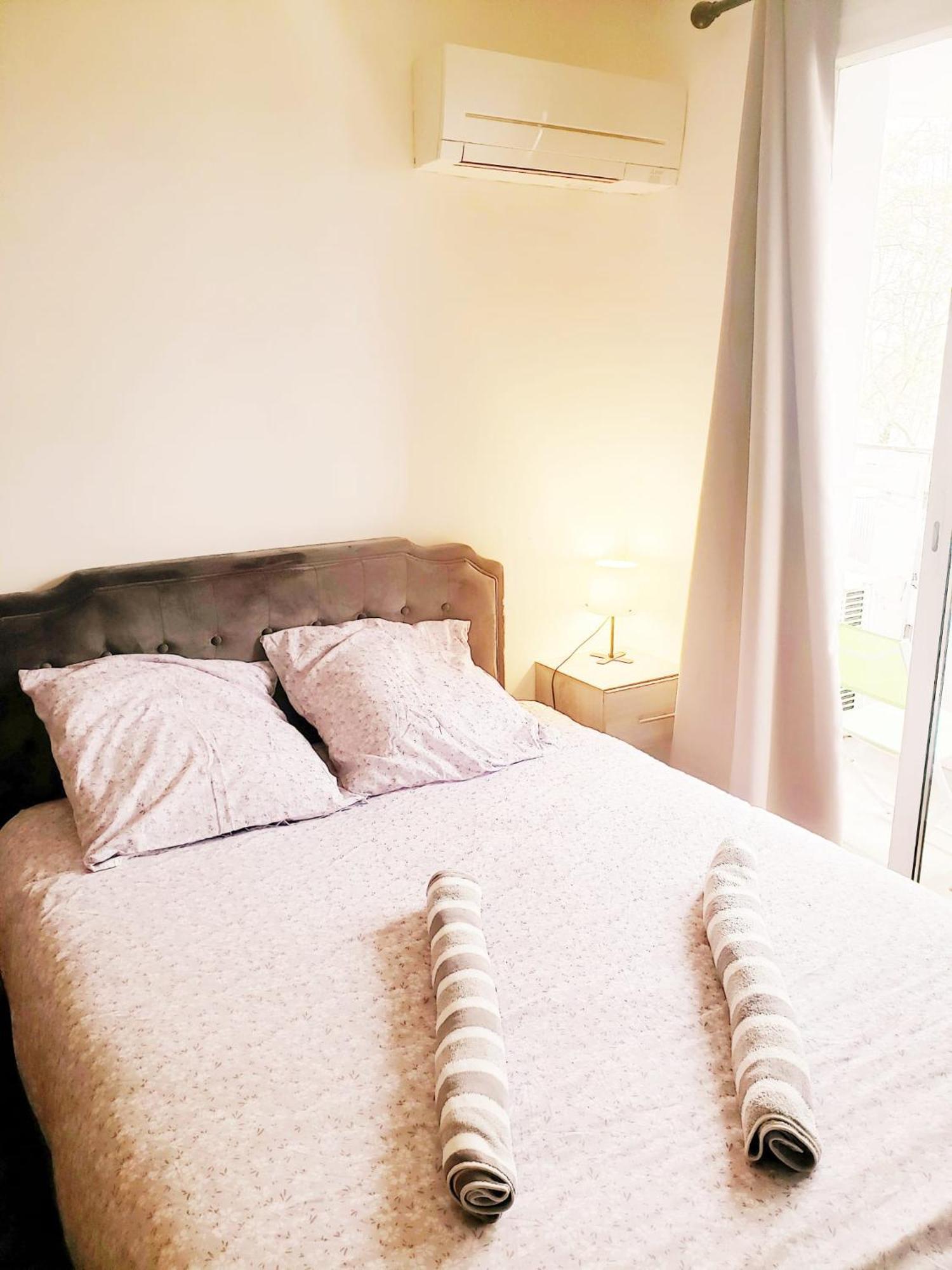 Appartement Air-conditioned Residential From 1 To 6 - Bathtubs In - Wifi - Kitchen - Laundry - Self-arrival - Parking